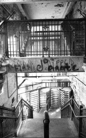 Market Frankford Line - 73
